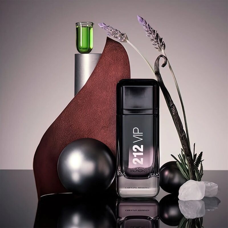 Carolina Herrera 212 VIP Black EDP No-Box 200ml - Image 2